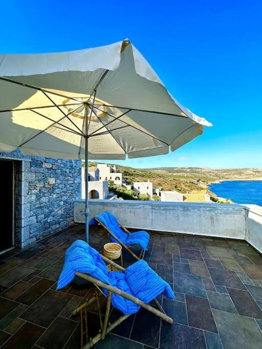 Cozy Cliff Tower W/ Breathtaking Sea Views Βίλα Agios Georgios Minas Εξωτερικό φωτογραφία